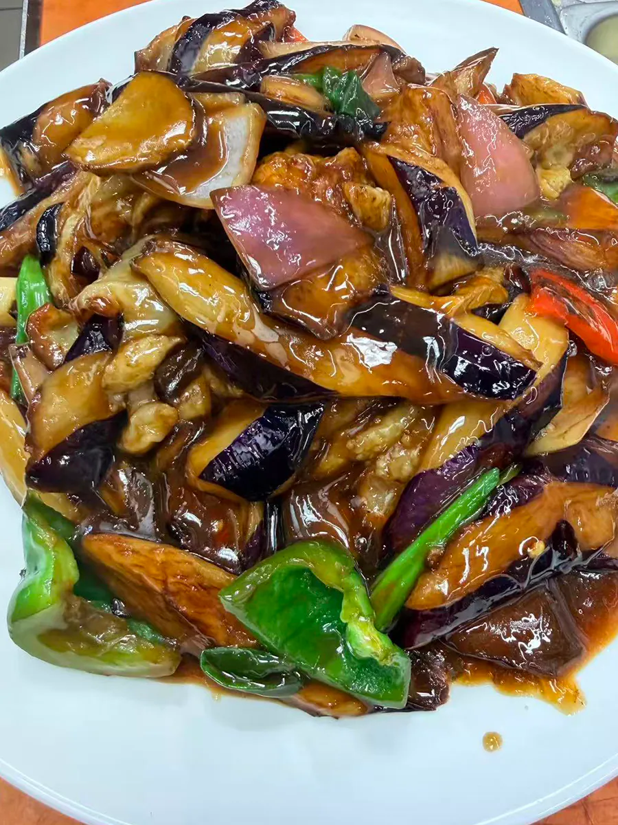 Braised eggplant at Lin Dumpling，a Chinese Restaurant in Sacramento